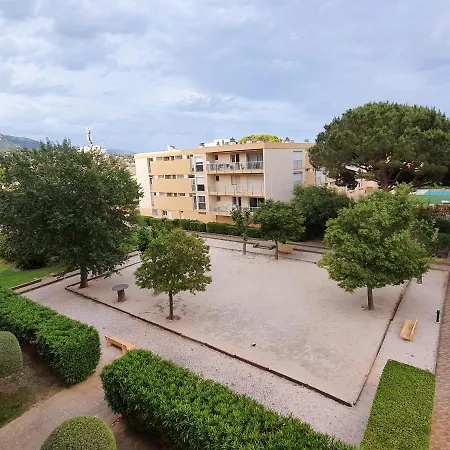 Apartment Plein Sud Les Cyclades Le Lavandou